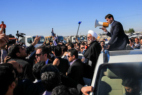  بازدید رییس‌جمهور از روستای زلزله‌زده امیرآباد - برازجان